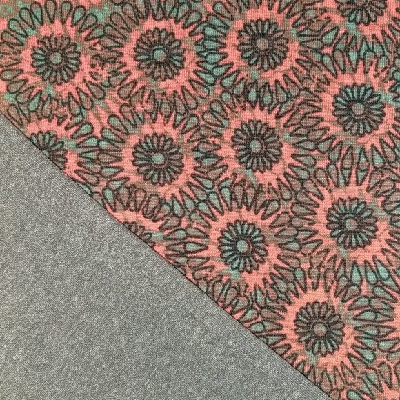 LuLaRoe XS Randy - Picture 2 of 4
